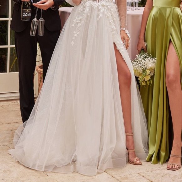 NEW LONG WEDDING A-LINE DRESS EMBROIDERED WITH FLORAL APPLIQUE AND LACE CD855W - Picture 8 of 11